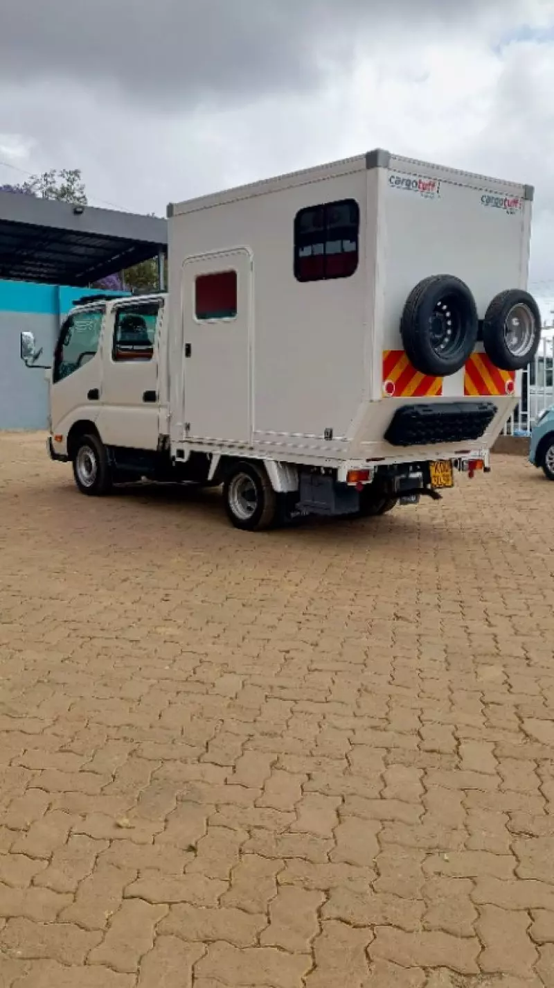 Toyota Dyna   - 2018