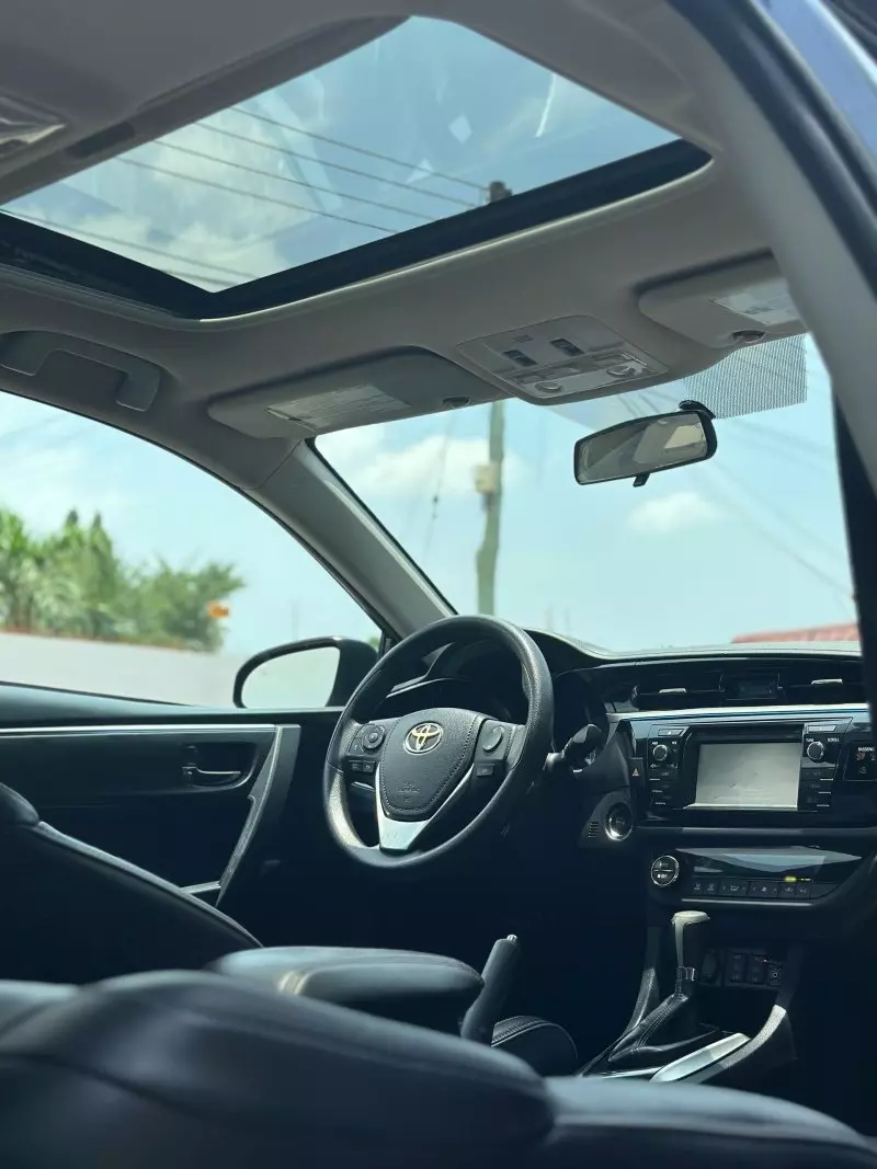 Toyota Corolla   - 2016