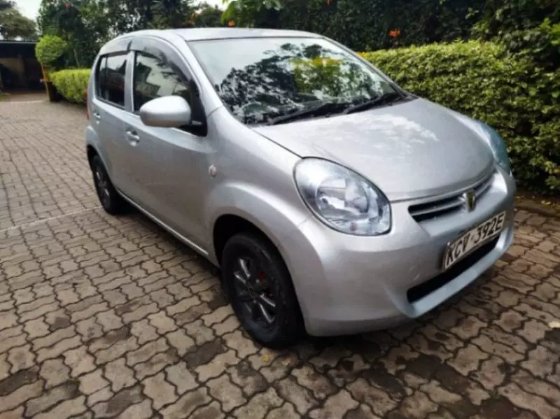 Toyota Passo   - 2010