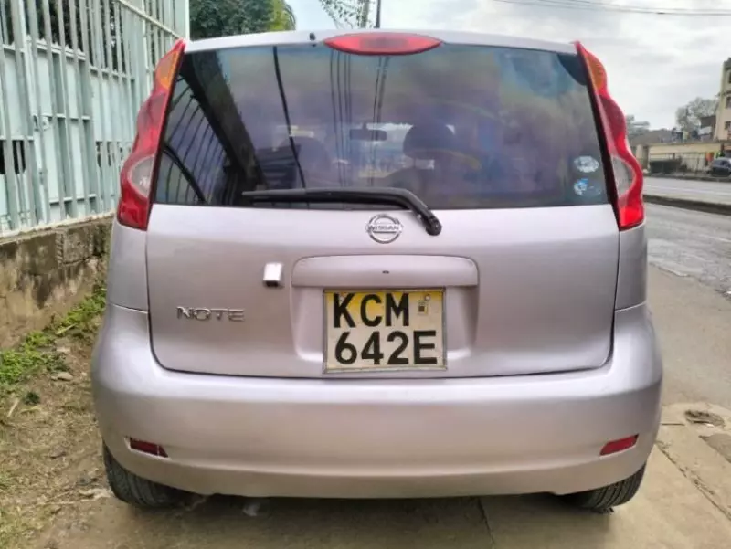Nissan Note   - 2010