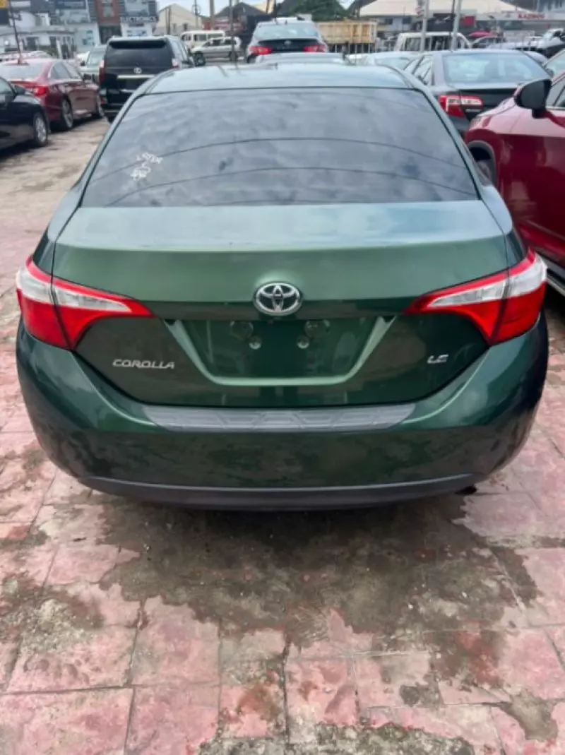 Toyota Corolla Cross   - 2014