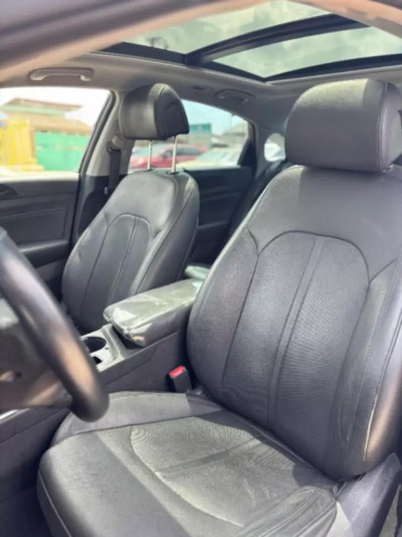 Hyundai Sonata   - 2016
