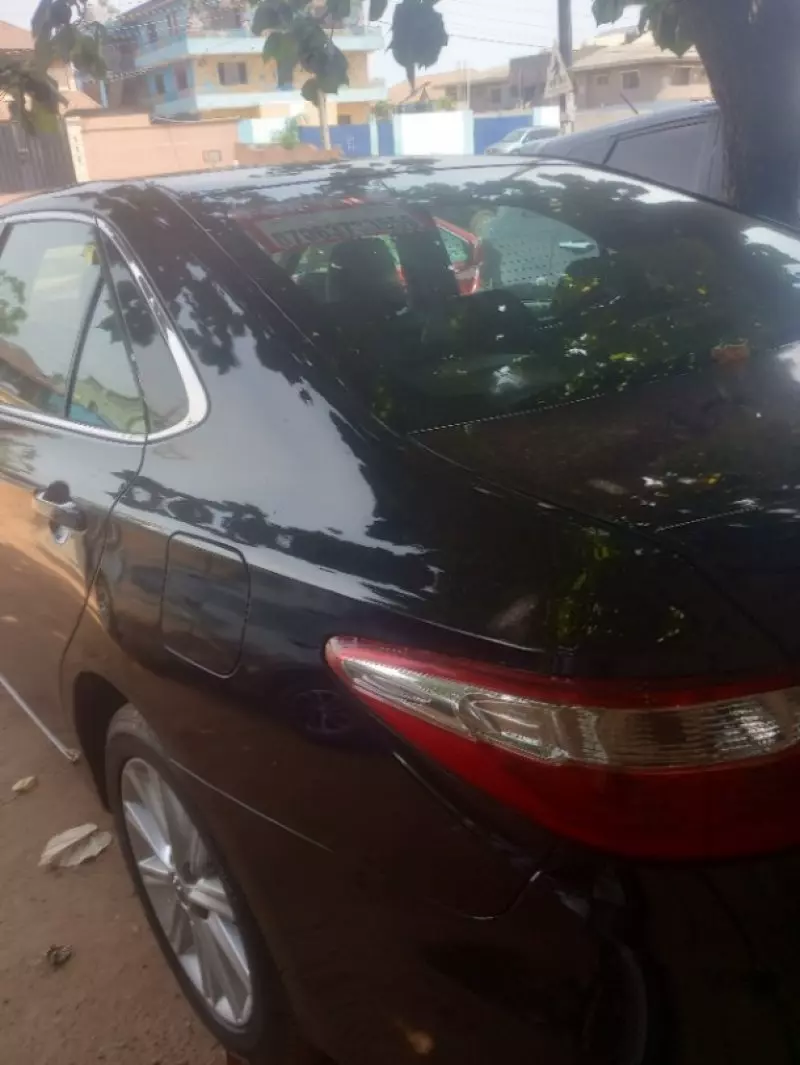 Toyota Camry   - 2015