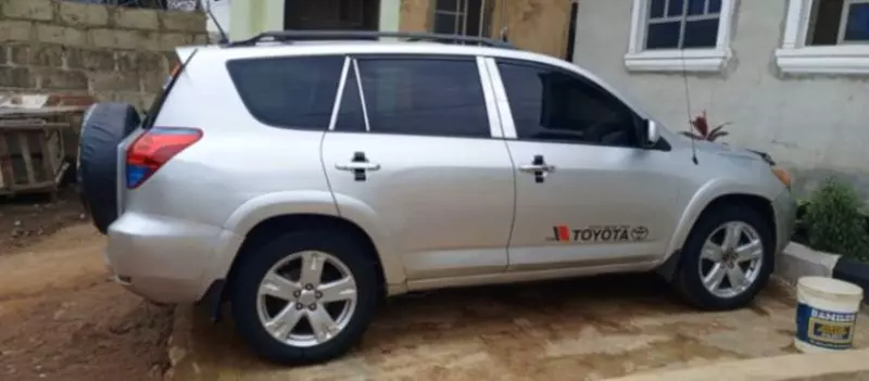 Toyota RAV4   - 2013