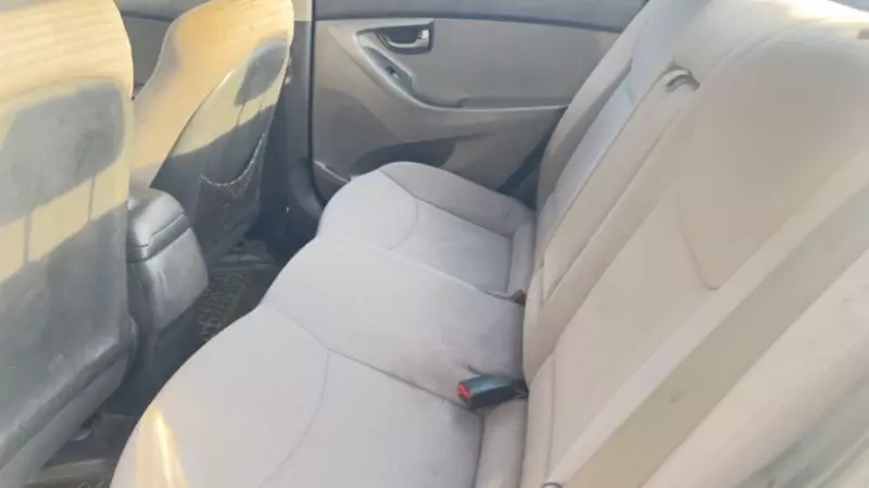 Hyundai Elantra - 2015