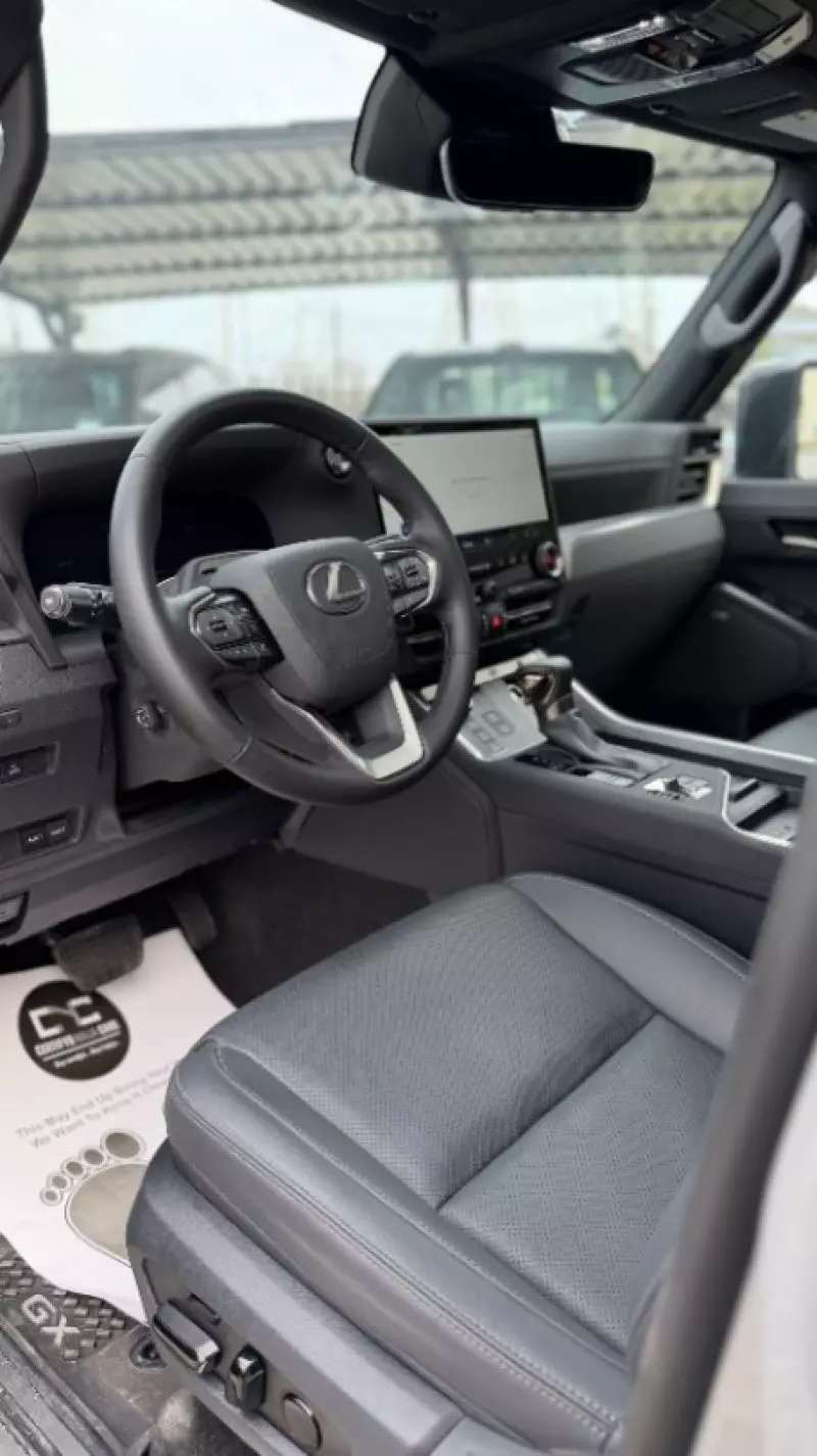 Lexus GX   - 2025