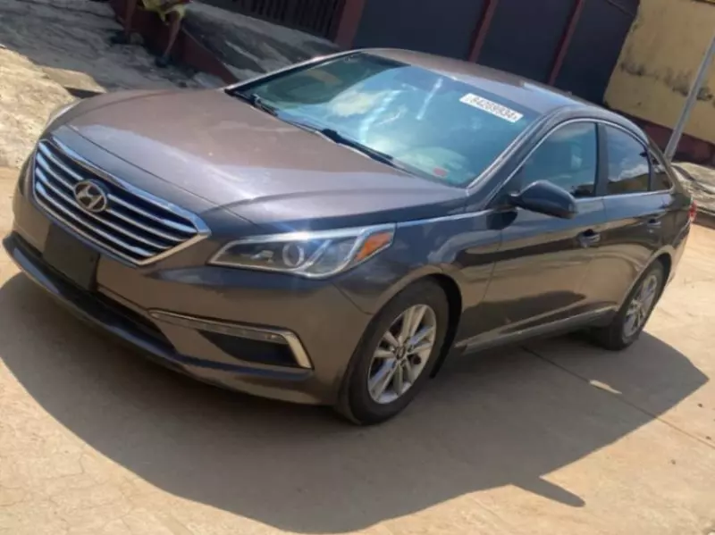 Hyundai Sonata   - 2015