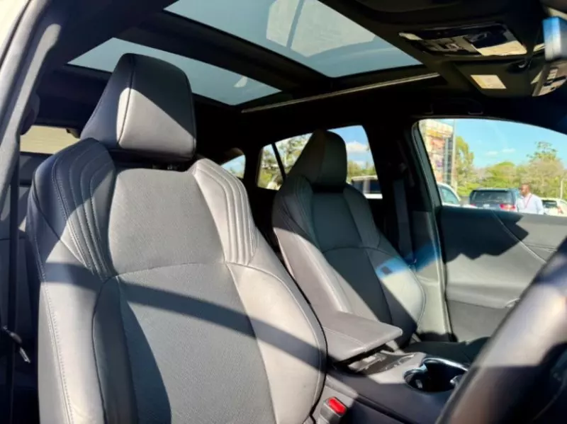 Toyota Harrier   - 2020