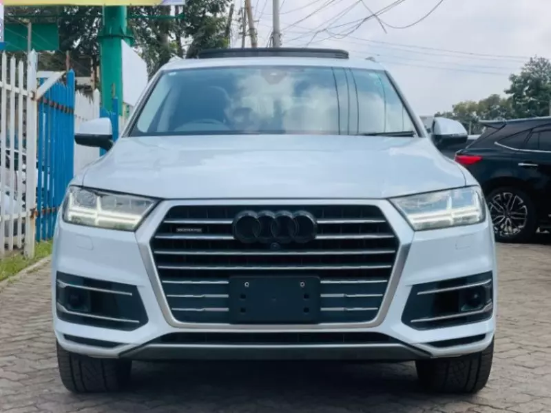Audi Q7   - 2018