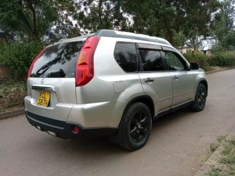 Nissan X-Trail   - 2010