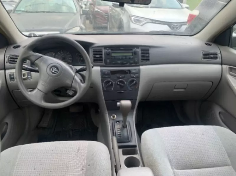 Toyota Corolla   - 2008