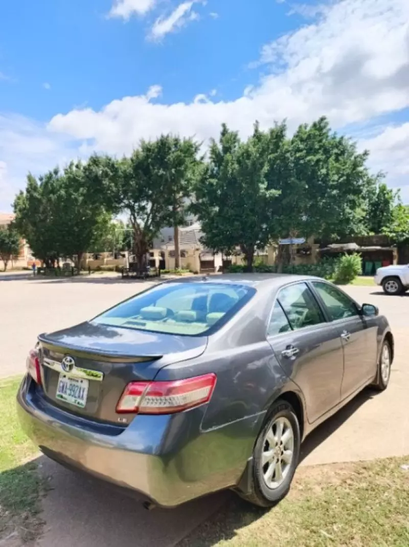 Toyota Camry   - 2007