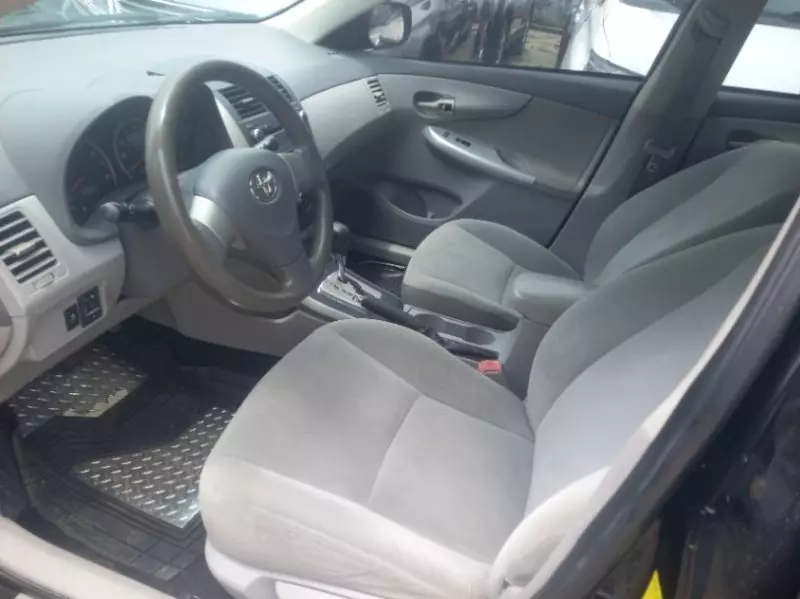 Toyota Corolla   - 2011