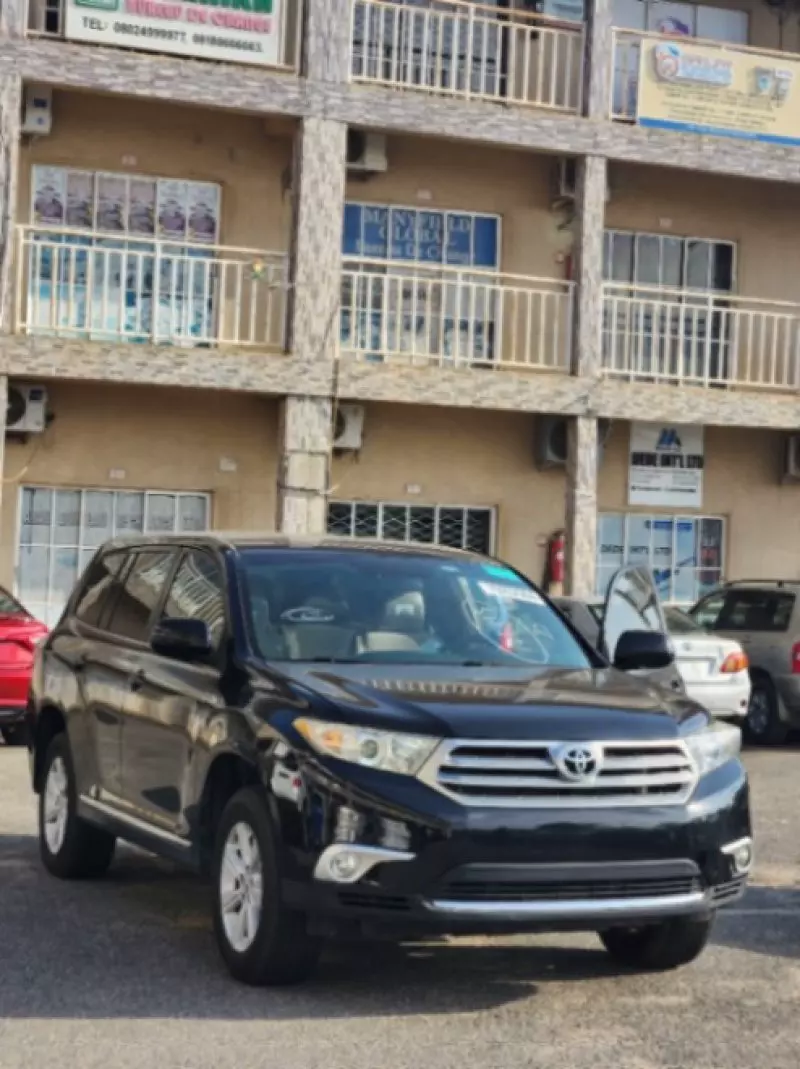 Toyota Highlander   - 2009