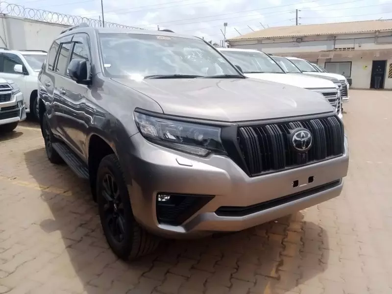 Toyota Landcruiser Prado   - 2018
