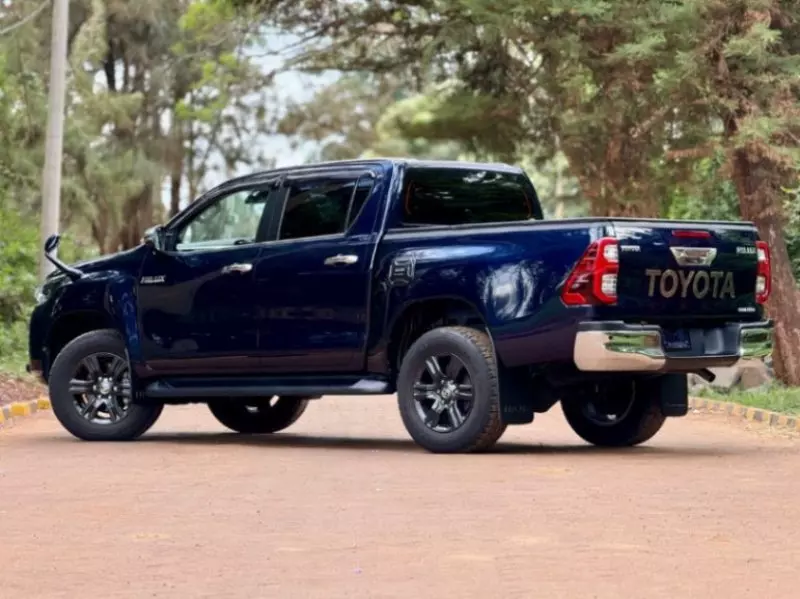 Toyota Hilux