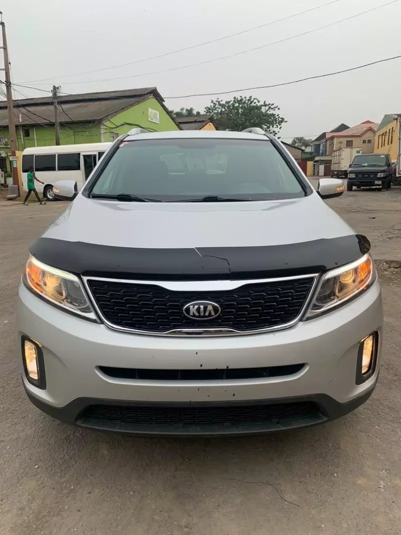 KIA Sorento   - 2014