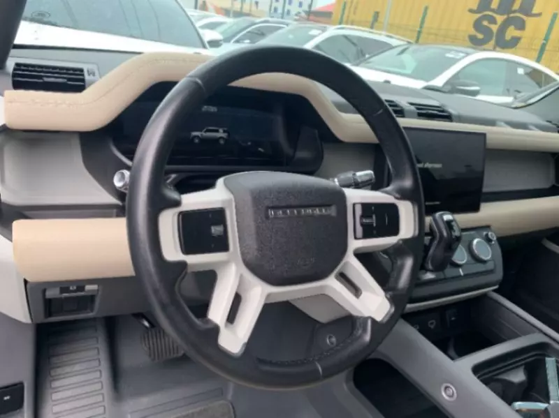 RANGE ROVER Bespoke    - 2022