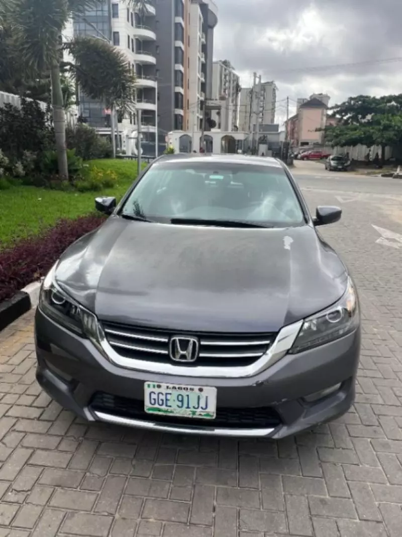 Honda Accord   - 2015