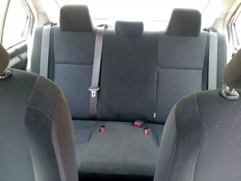 Toyota Axio    -