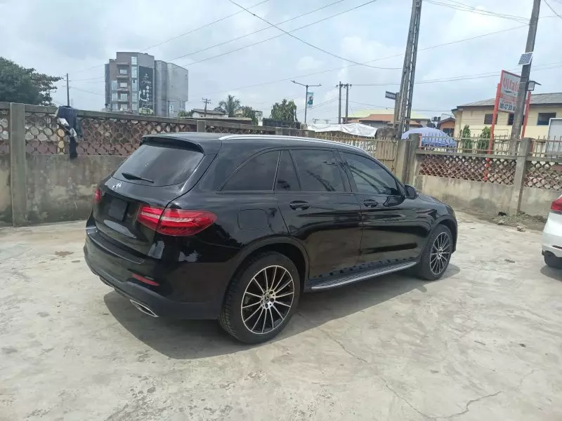 Mercedes-Benz GLC 300   - 2018
