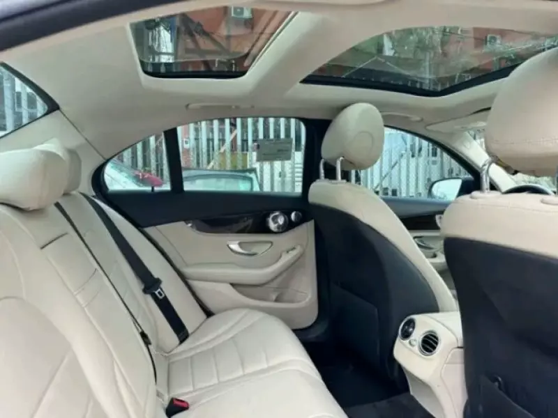 Mercedes-Benz C 300   - 2015