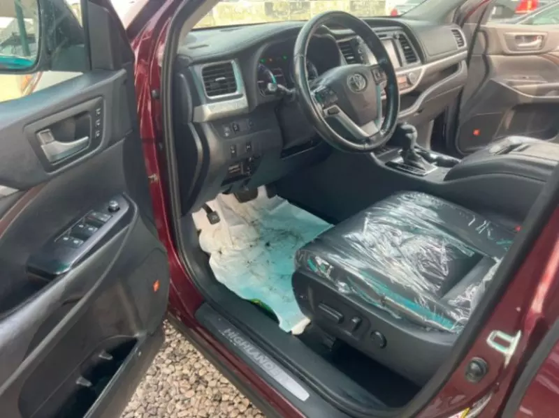 Toyota Highlander - 2019