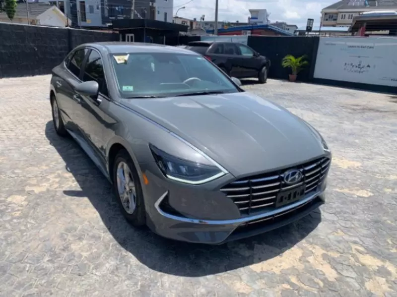 Hyundai Sonata   - 2021