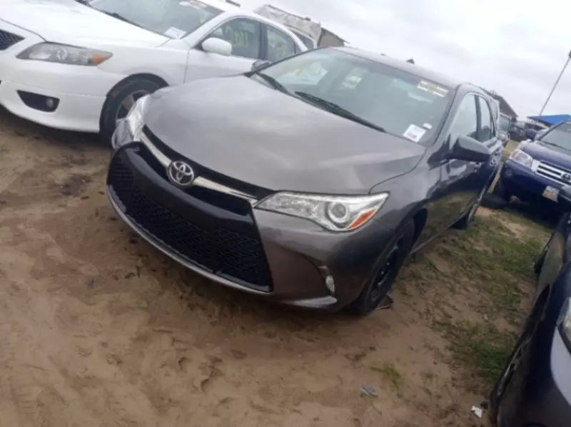 Toyota Camry   - 2015