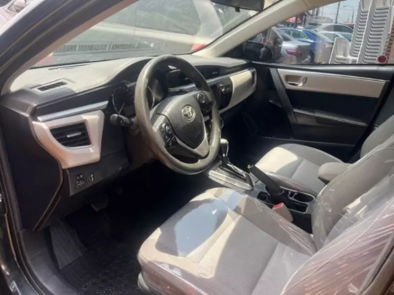 Toyota Corolla   - 2016