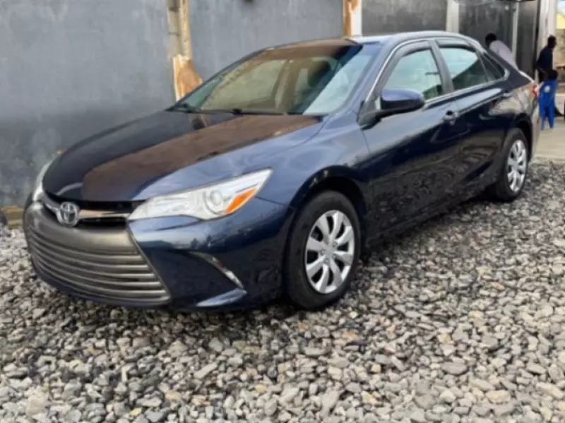 Toyota Camry   - 2017