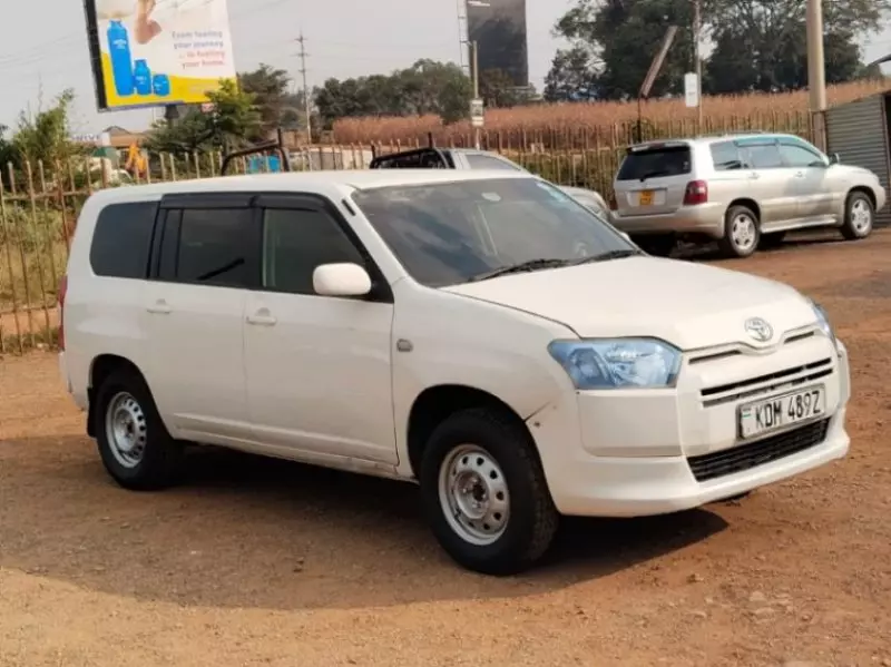 Toyota Probox    - 2015