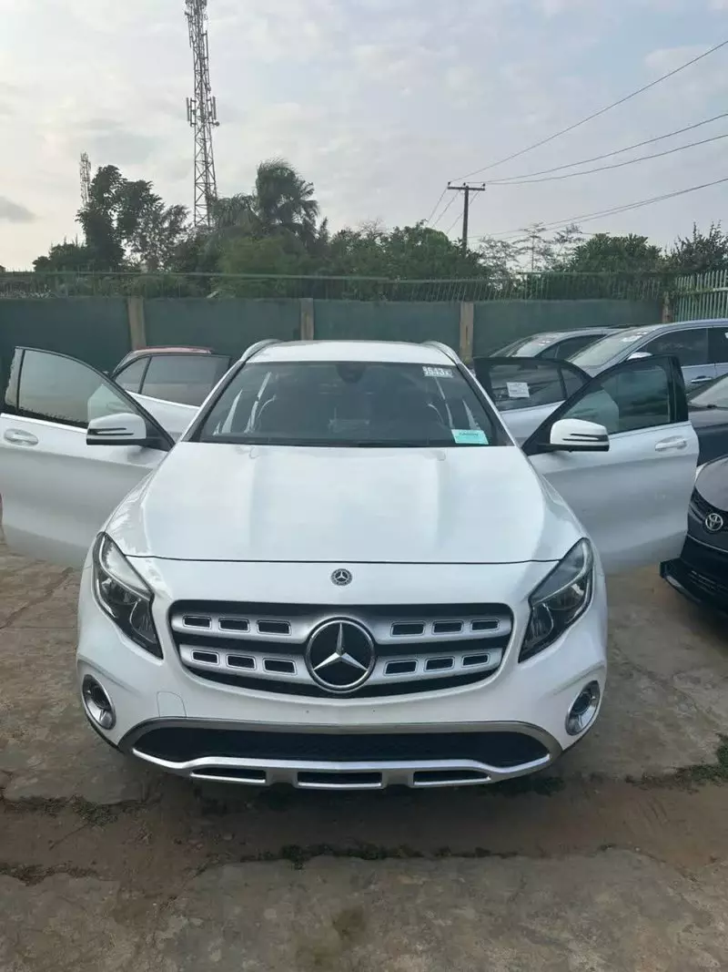 Mercedes-Benz GLA 250   - 2020