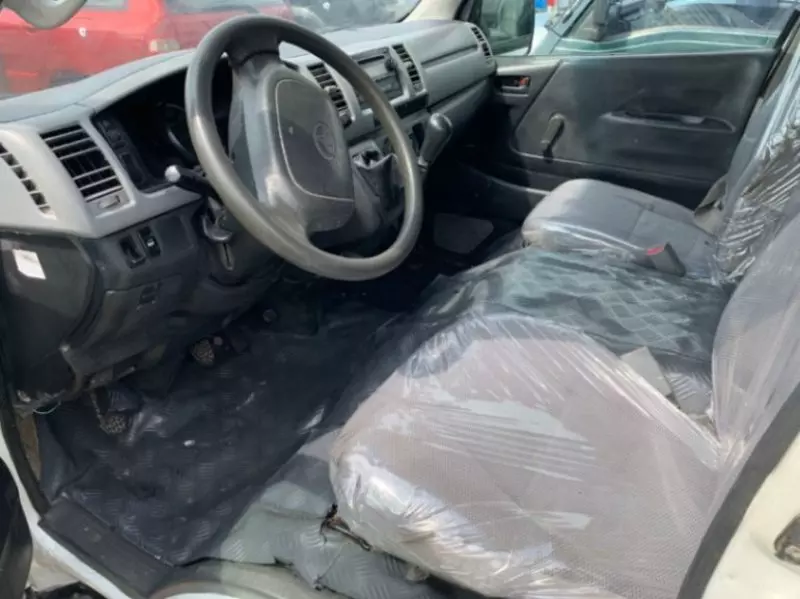 Toyota Hiace   - 2008