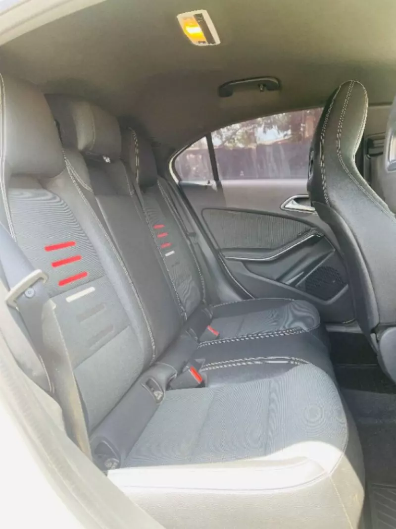 Mercedes-Benz A 180   - 2017