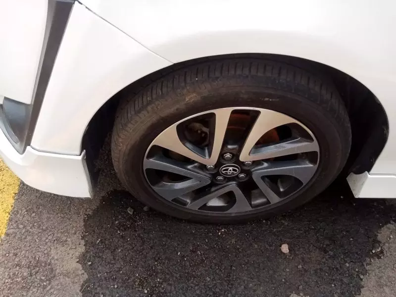 Toyota Sienta   - 2016