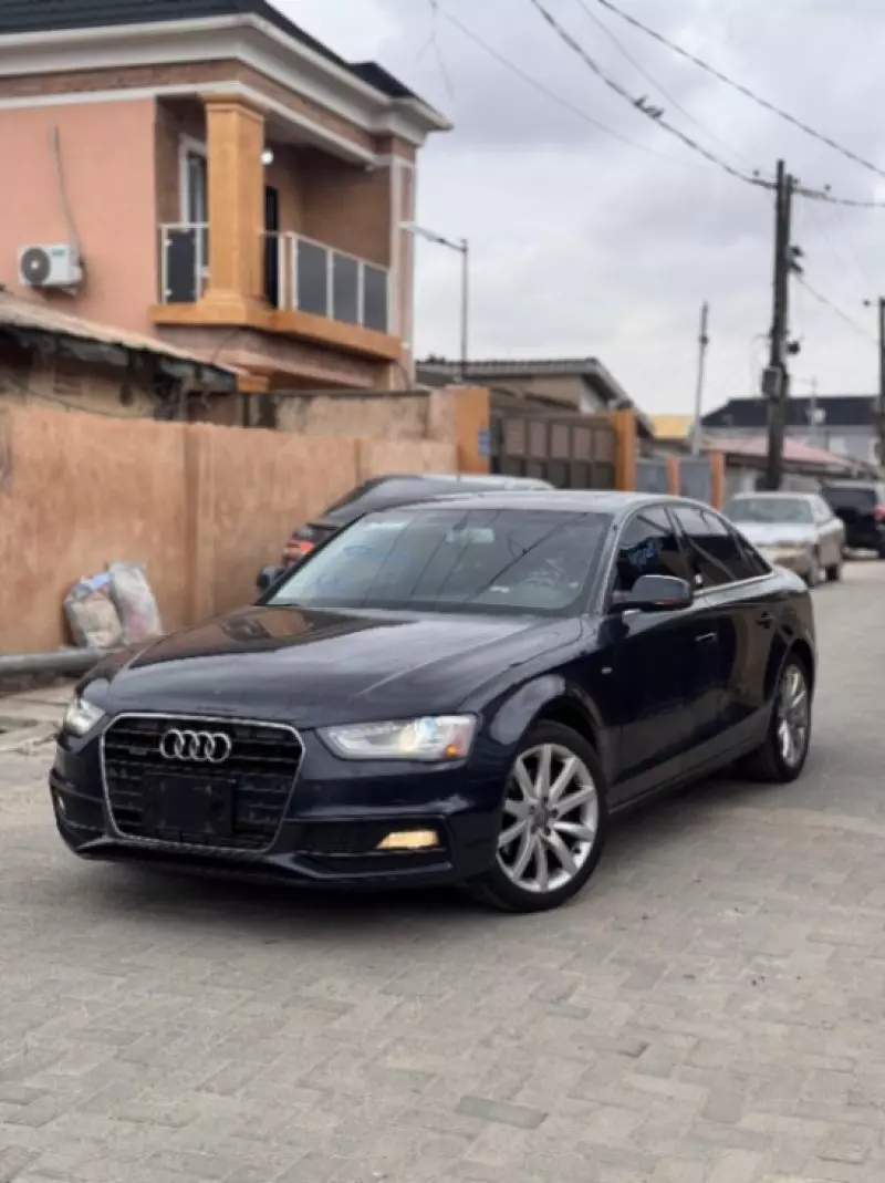 Audi A4   - 2014