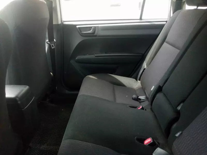Toyota Fielder    - 2012