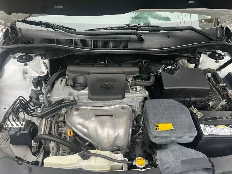 Toyota Camry   - 2012