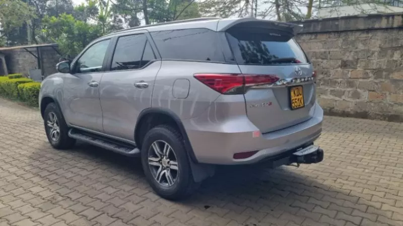 Toyota Fortuner   - 2018