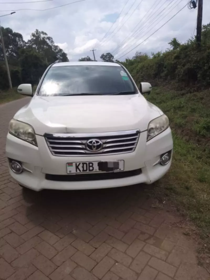 Toyota Vanguard    - 2013
