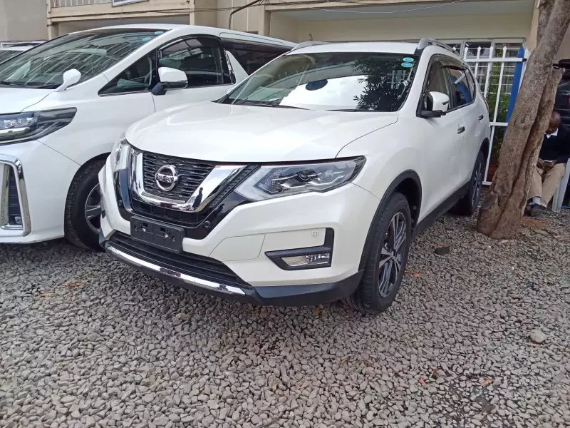 Nissan X-Trail   - 2018