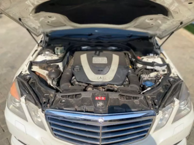 Mercedes-Benz E350   - 2012