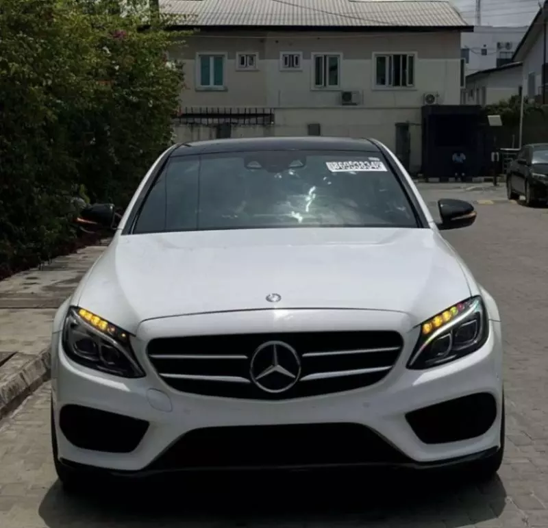 Mercedes-Benz C400   - 2015