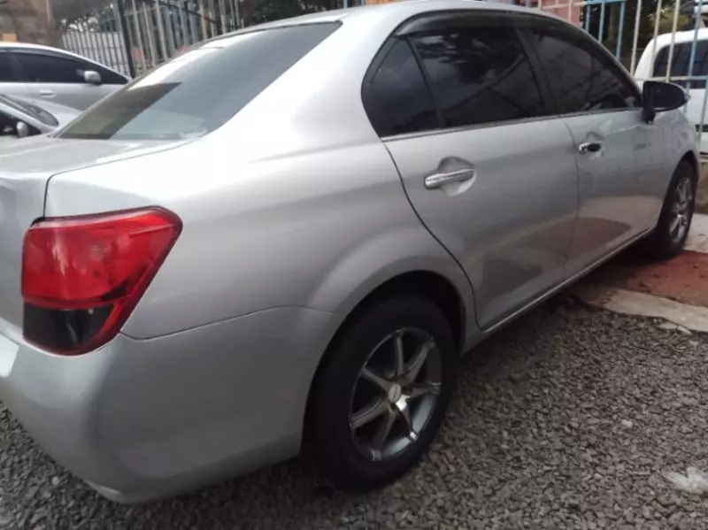 Toyota Axio    - 2013