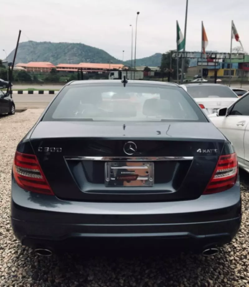 Mercedes-Benz C 300   - 2013