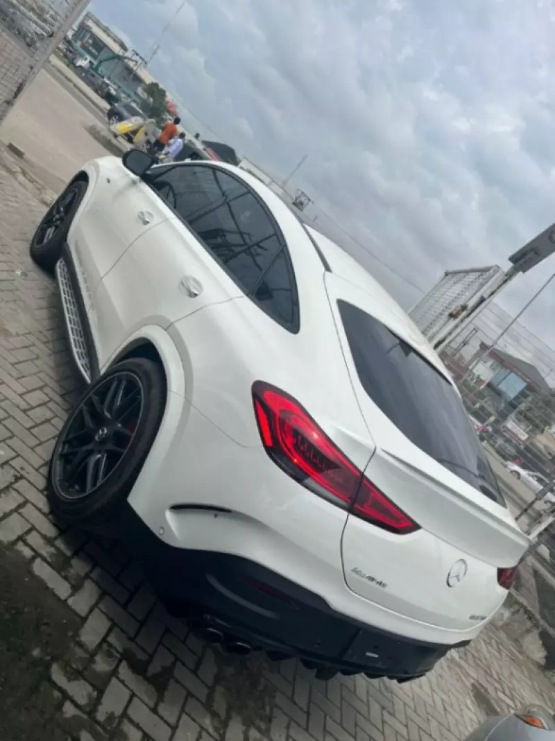 Mercedes-Benz GLE-Class   - 2021