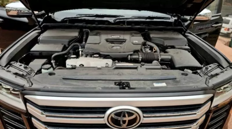 Toyota LAND CRUISER 300 LC300   - 2021