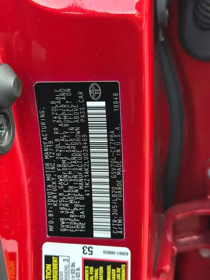 Toyota Camry   - 2020