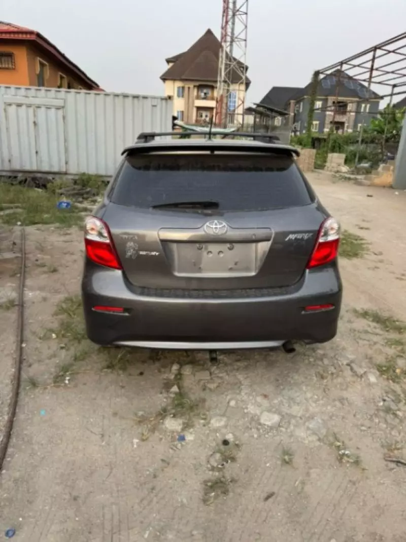 Toyota Corolla Matrix   - 2009